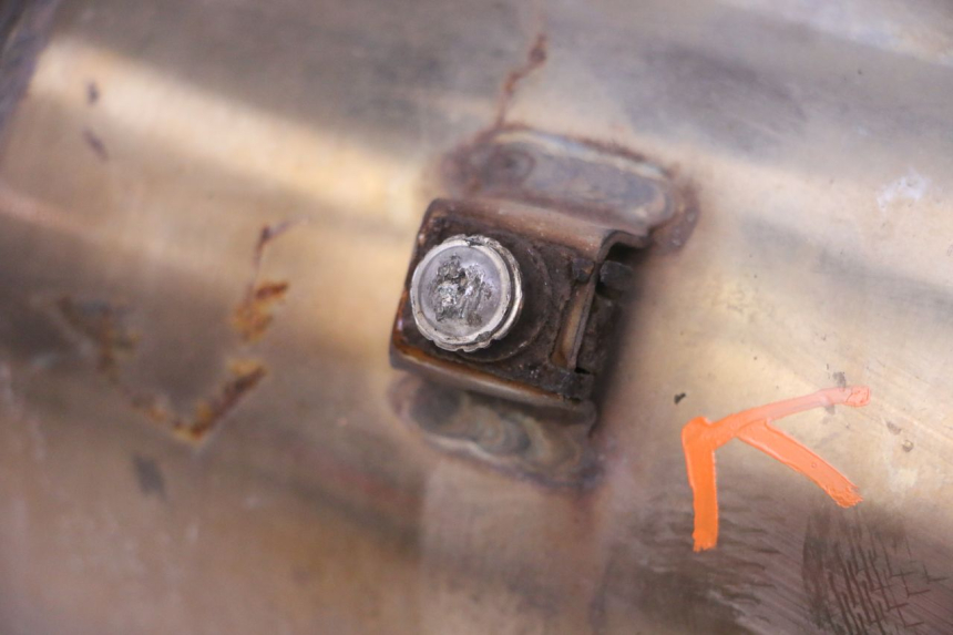 photo de POT ECHAPPEMENT PEUGEOT SATELIS 125 (2013 - 2018) - Angle alternatif