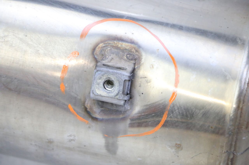 photo de POT ECHAPPEMENT PEUGEOT SATELIS 125 (2010 - 2012) - Angle alternatif