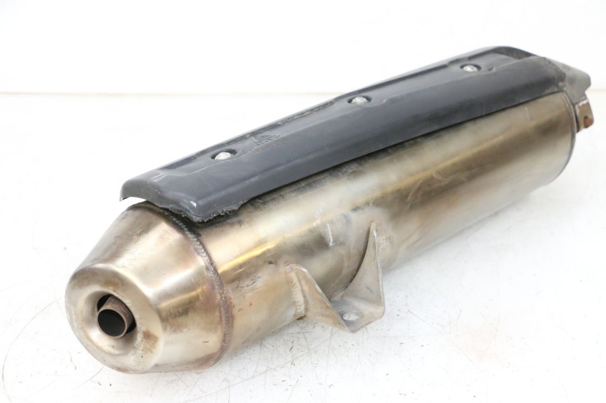 photo de POT ECHAPPEMENT PEUGEOT SATELIS 125 (2013 - 2018) - Vue rapprochée