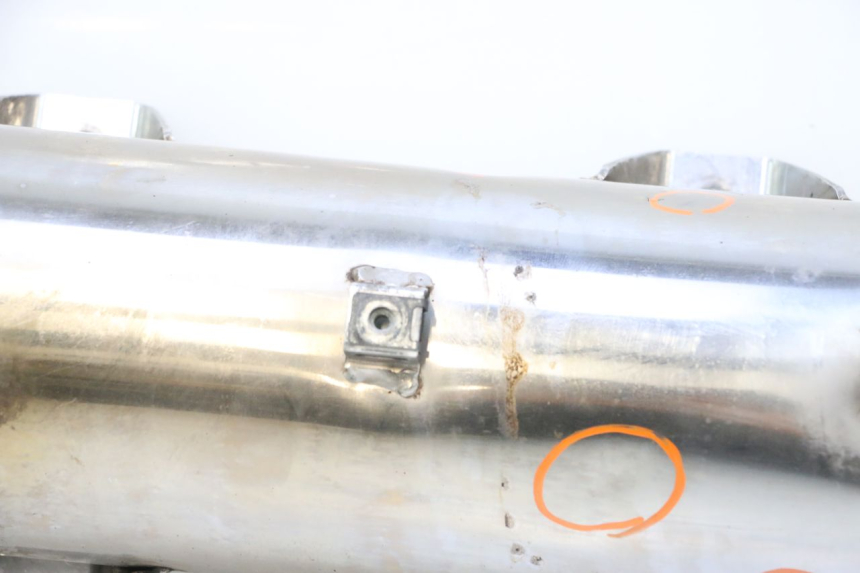 photo de POT ECHAPPEMENT PEUGEOT SATELIS 125 (2006 - 2009) - Zoom qualité