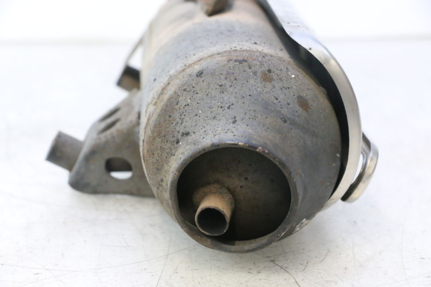 photo de POT ECHAPPEMENT HONDA SH 125 (2001 - 2003) - Vue d’ensemble