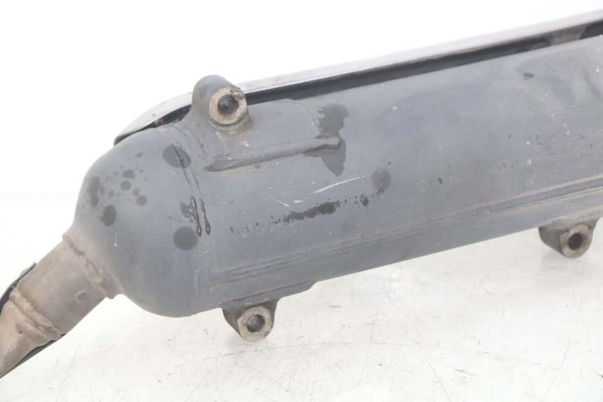 photo de POT ECHAPPEMENT MBK SKYCRUISER 125 (2010 - 2013) - Gros plan technique