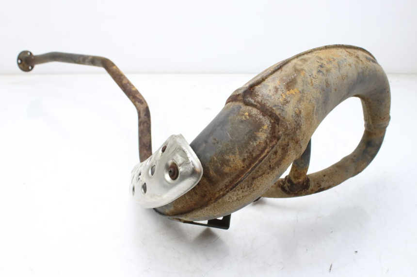 photo de POT ECHAPPEMENT GILERA SMT SUPERMOTARD 50 (2009 - 2017) - Points de fixation