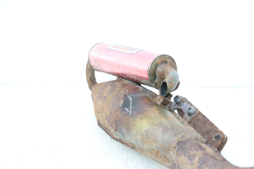 photo de POT ECHAPPEMENT PEUGEOT SPEEDFIGHT 2 AC 50 (2000 - 2009) - Points de fixation