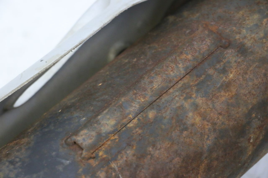 photo de POT ECHAPPEMENT PEUGEOT SPEEDFIGHT 3 AIR 50 (2009 - 2015) - Zoom état d’usage