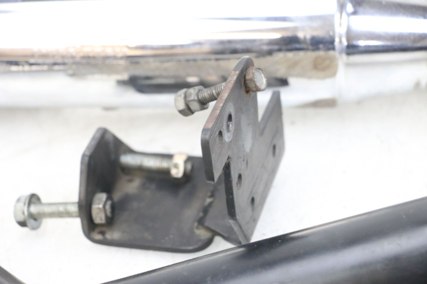 photo de POT ECHAPPEMENT HARLEY DAVIDSON SPORTSTER XL CUSTOM 1200 (2003 - 2004) - Détails caractéristiques