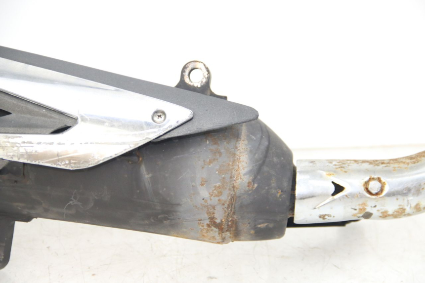 photo de POT ECHAPPEMENT RAZZO STEED 125 (2012 - 2018) - Détails caractéristiques