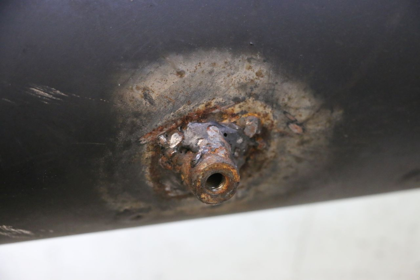 photo de POT ECHAPPEMENT YAMASAKI STREET 50 (2013 - 2018) - Zoom état d’usage