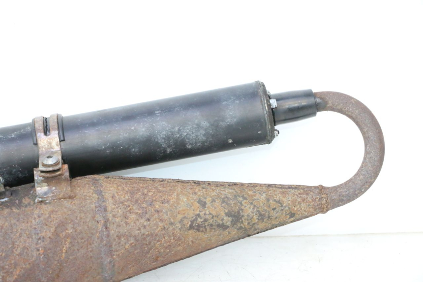 photo de POT ECHAPPEMENT PEUGEOT STREETZONE NAKED 2T 50 (2014 - 2018) - Points de fixation