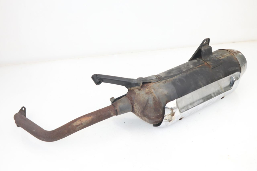 photo de POT ECHAPPEMENT PEUGEOT SUM UP 125 (2008 - 2013) - Points de fixation