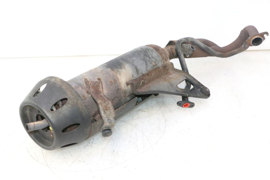 photo de POT ECHAPPEMENT KYMCO SUPER 8 2T 50 (2007 - 2013) - Vue rapprochée