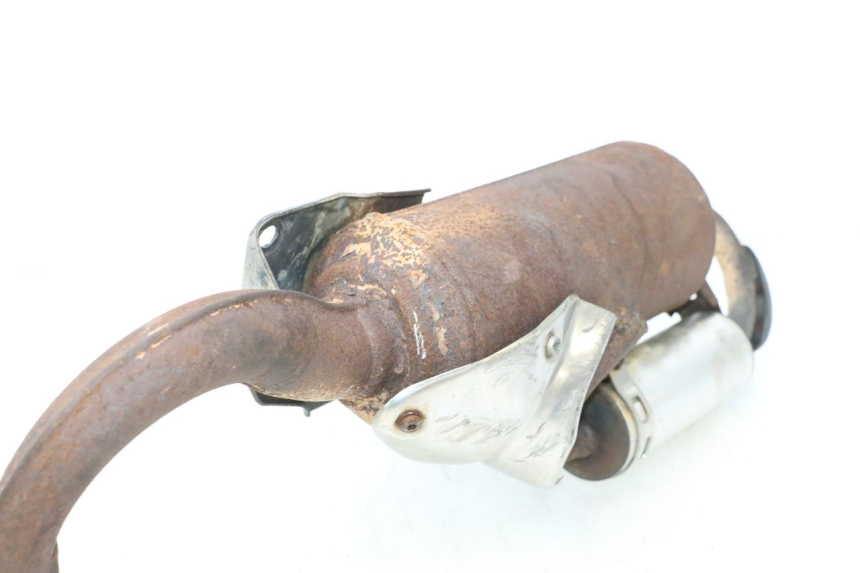 photo de POT ECHAPPEMENT PEUGEOT TKR TREKKER FURIOUS 50 (2005 - 2014) - Gros plan technique