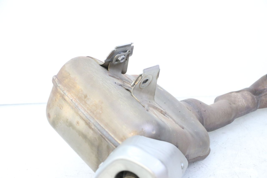 photo de POT ECHAPPEMENT YAMAHA TRACER 7 700 (2020 - 2024) - Vue rapprochée