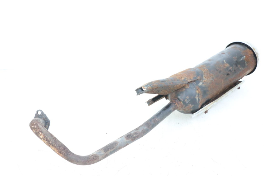 photo de POT ECHAPPEMENT BAOTIAN TRAVEL SPIRIT 50 (2010 - 2012) - Gros plan technique