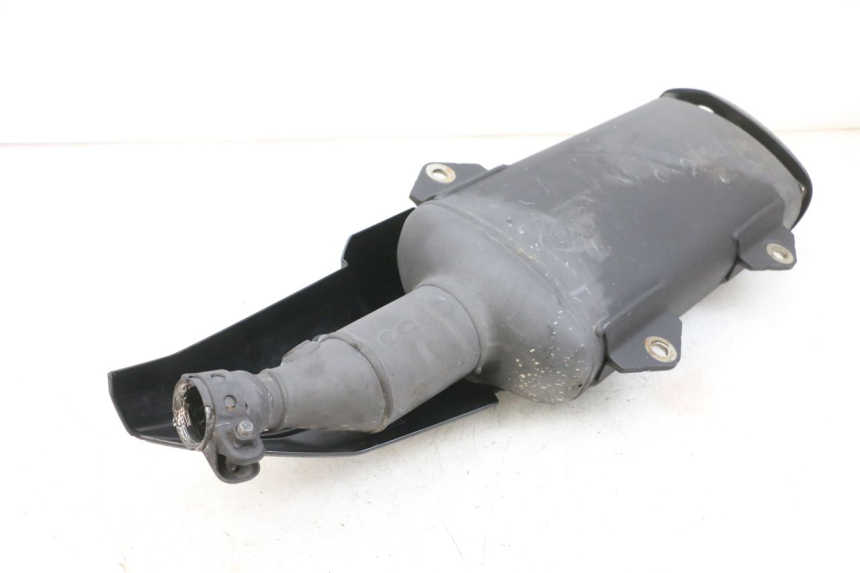 photo de POT ECHAPPEMENT YAMAHA TRICITY 300 (2020 - 2024) - Gros plan technique