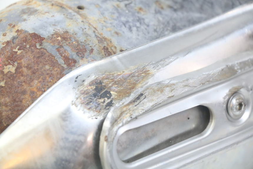 photo de POT ECHAPPEMENT SUZUKI UH BURGMAN 125 (2002 - 2006) - Autre angle de vue