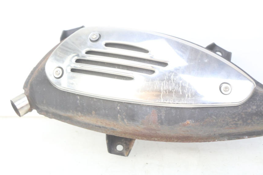 photo de POT ECHAPPEMENT PIAGGIO VESPA GTS SUPER IE 125 (2009 - 2016) - Points de fixation
