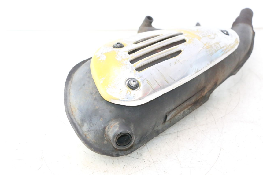 photo de POT ECHAPPEMENT PIAGGIO VESPA S 2T 50 (2007 - 2014) - Gros plan technique