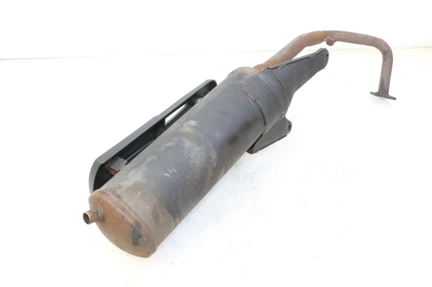 photo de POT ECHAPPEMENT GTS VICI 4T 50 (2020 - 2025) - Autre angle de vue