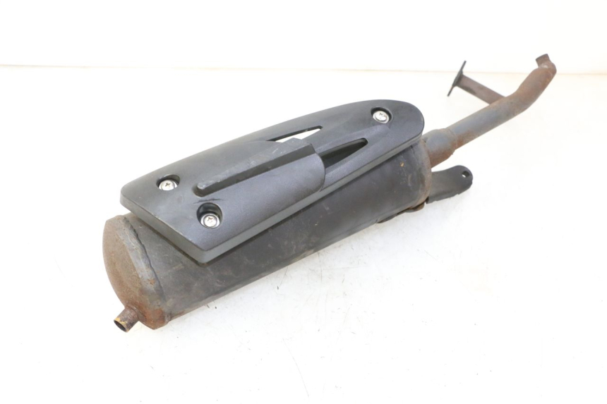 photo de POT ECHAPPEMENT GTS VICI 4T 50 (2020 - 2025) - Gros plan technique