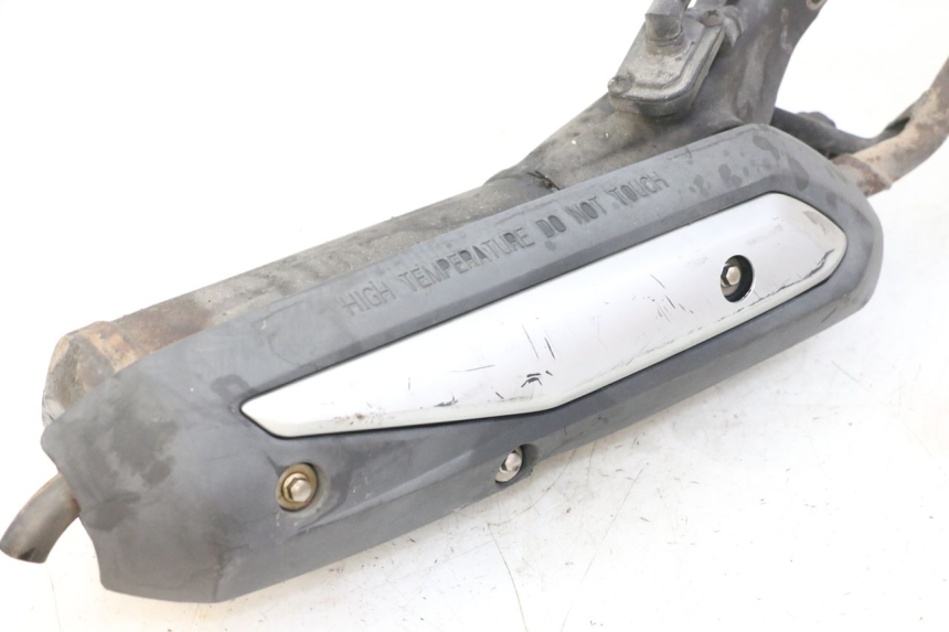 photo de POT ECHAPPEMENT PEUGEOT VIVACITY NEW 4T 50 (2008 - 2017) - Zoom état d’usage