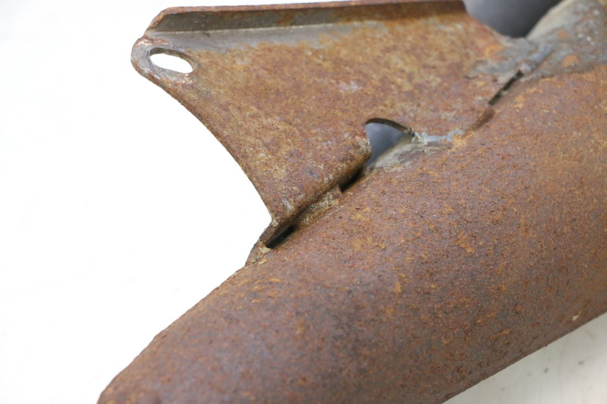 photo de POT ECHAPPEMENT PEUGEOT VIVACITY 50 (1998 - 2003) - Autre angle de vue