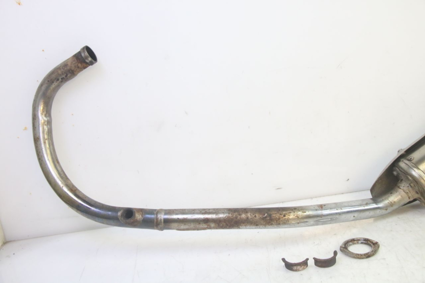 photo de POT ECHAPPEMENT DAELIM VJ ROADWIN FI 125 (2008 - 2017) - Zoom composants