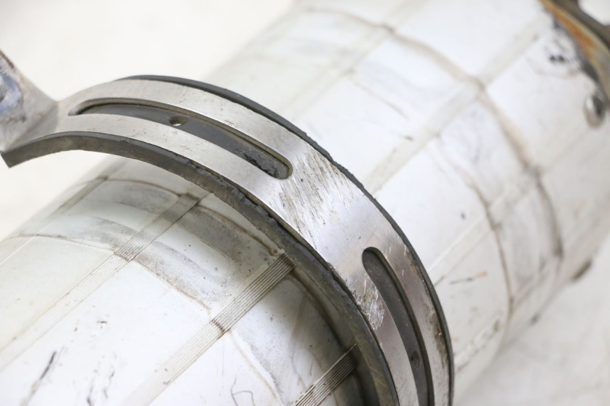 photo de POT ECHAPPEMENT VONROAD YIBEN 125 (2006 - 2010) - Détails caractéristiques