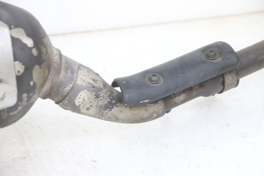 photo de POT ECHAPPEMENT YAMAHA X-MAX XMAX 125 (2010 - 2013) - Vue rapprochée