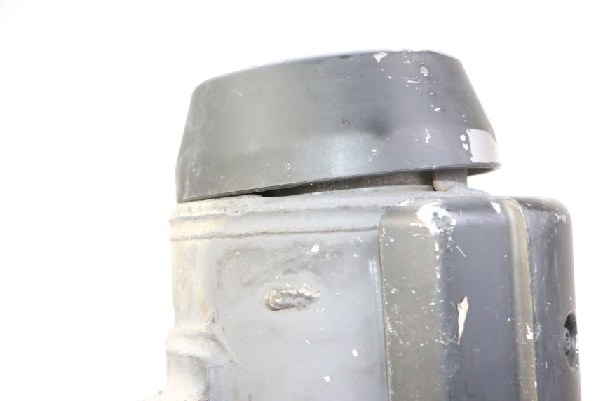 photo de POT ECHAPPEMENT YAMAHA X-MAX XMAX 125 (2010 - 2013) - Autre angle de vue