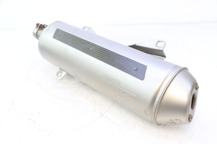 photo de POT ECHAPPEMENT YAMAHA XMAX X-MAX 125 (2006 - 2009) - Gros plan technique