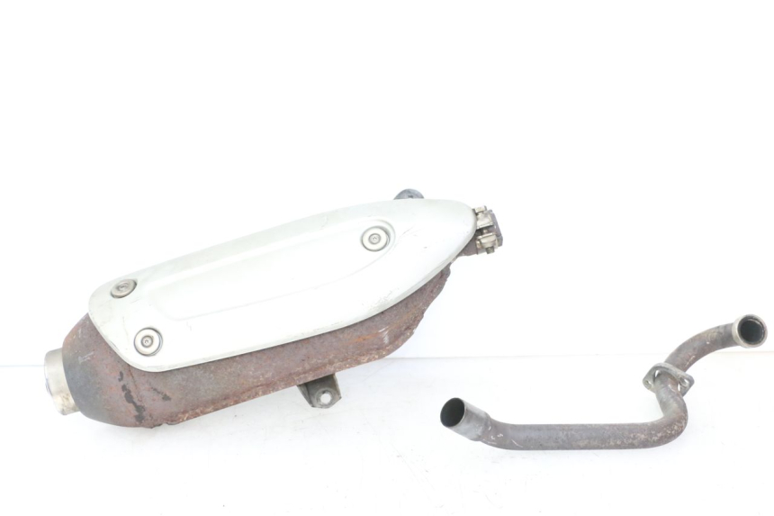 photo de POT ECHAPPEMENT PIAGGIO X9 EVOLUTION 125 (2003 - 2007) - Vue rapprochée