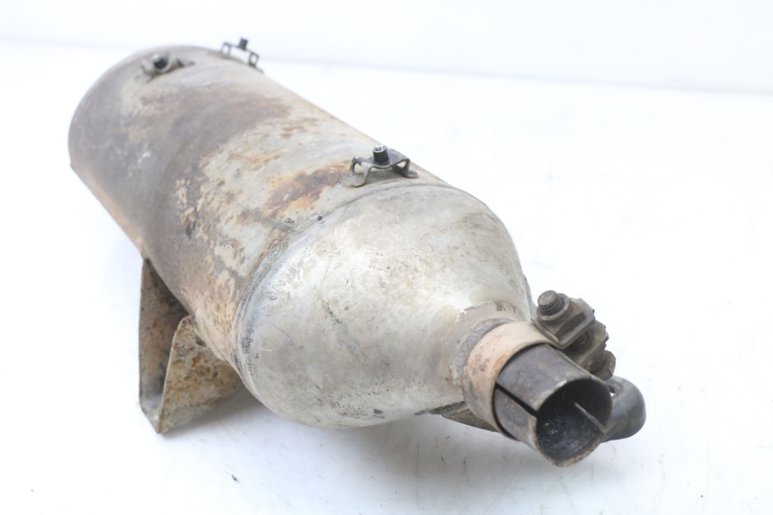 photo de POT ECHAPPEMENT PIAGGIO XEVO - X EVO 125 (2007 - 2017) - Points de fixation