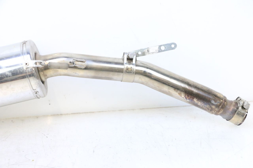 photo de POT ECHAPPEMENT HONDA XLV VARADERO 125 (2007 - 2012) - Vue rapprochée