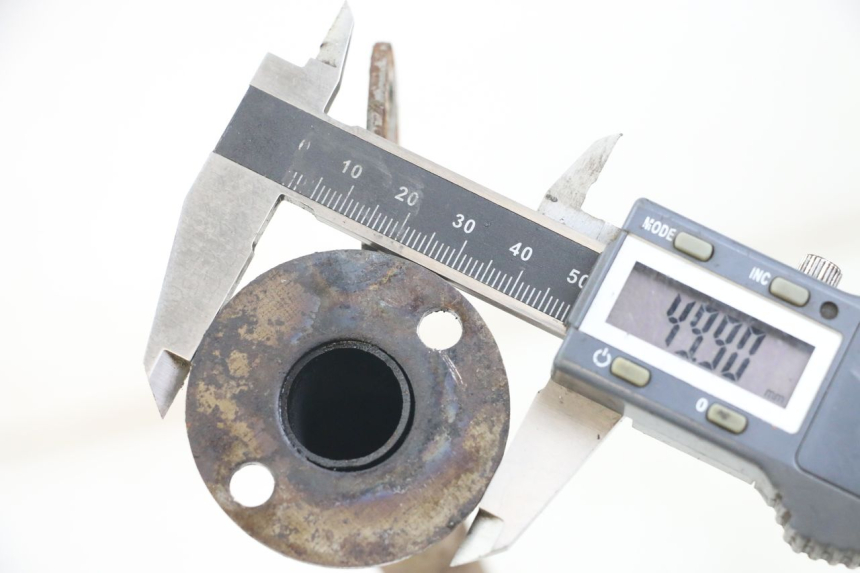 photo de POT ECHAPPEMENT PEUGEOT XP6 50 (1997 - 2003) - Détails caractéristiques