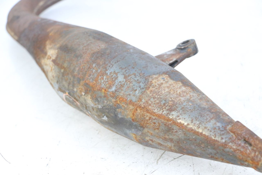 photo de POT ECHAPPEMENT YAMAHA TZR 50 (2008 - 2016) - Détails caractéristiques