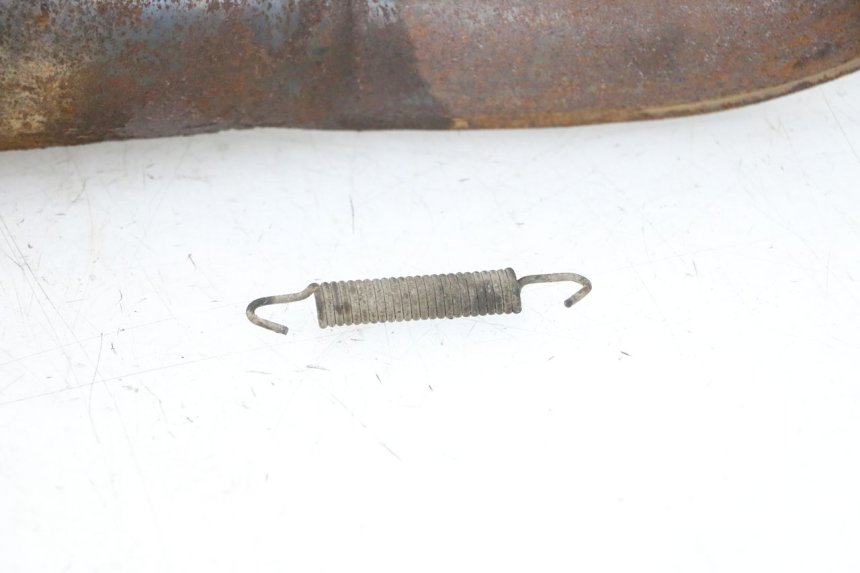 photo de POT ECHAPPEMENT YAMAHA TZR 50 (2008 - 2016) - Points de fixation