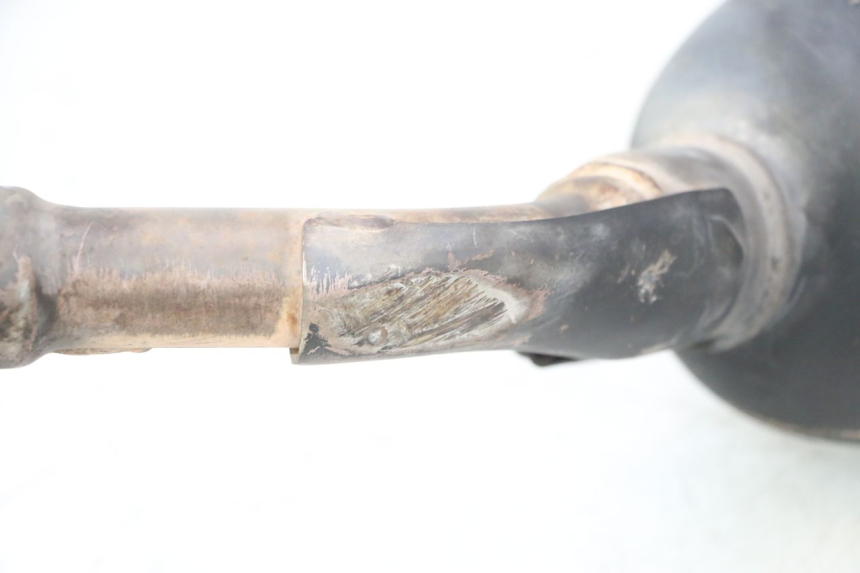 photo de POT ECHAPPEMENT YAMAHA YP MAJESTY 125 (2007 - 2010) - Points de fixation