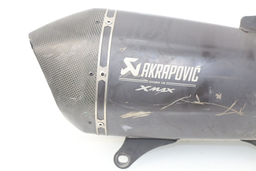photo de POT ECHAPPEMENT YAMAHA YP X-MAX XMAX 400 (2014 - 2017) - Vue rapprochée