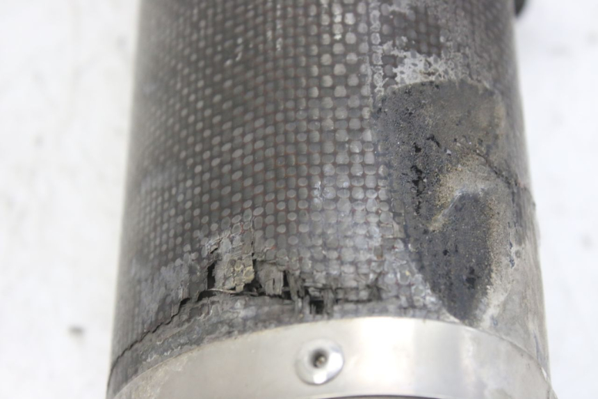 photo de POT ECHAPPEMENT YAMAHA YZF R1 1000 (2007 - 2008) - Zoom composants