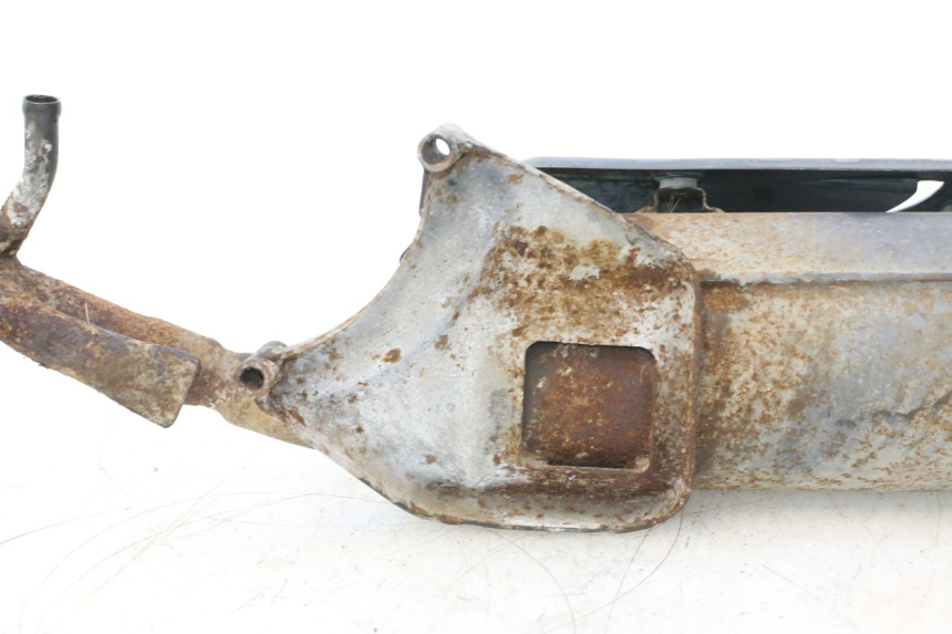 photo de POT ECHAPPEMENT PIAGGIO ZIP 2T 50 (2009 - 2019) - Vue rapprochée