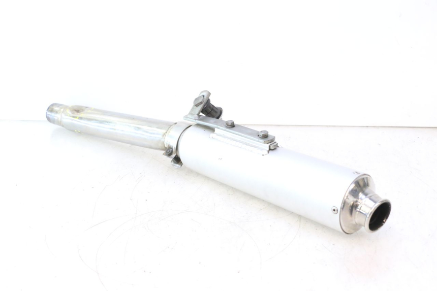 photo de POT ECHAPPEMENT KAWASAKI ZZR 600 (1995 - 2004) - Vue rapprochée