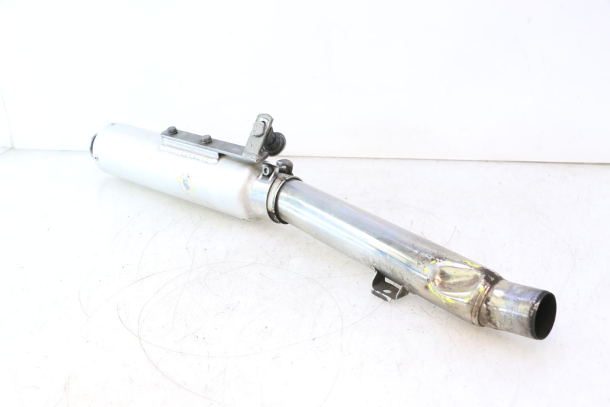 photo de POT ECHAPPEMENT KAWASAKI ZZR 600 (1995 - 2004) - Détails caractéristiques