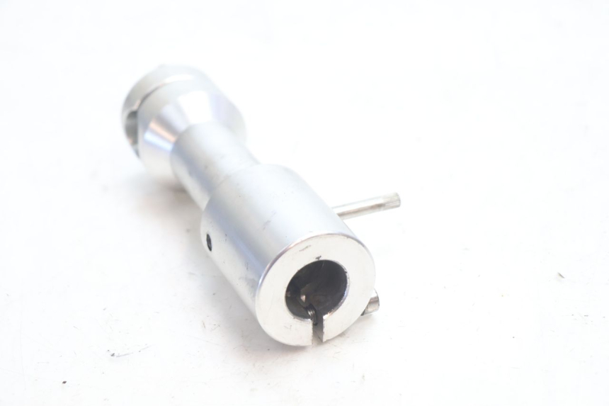 photo de POTENCE MBK BOOSTER ROCKET 50 (1995 - 1998) - Gros plan technique