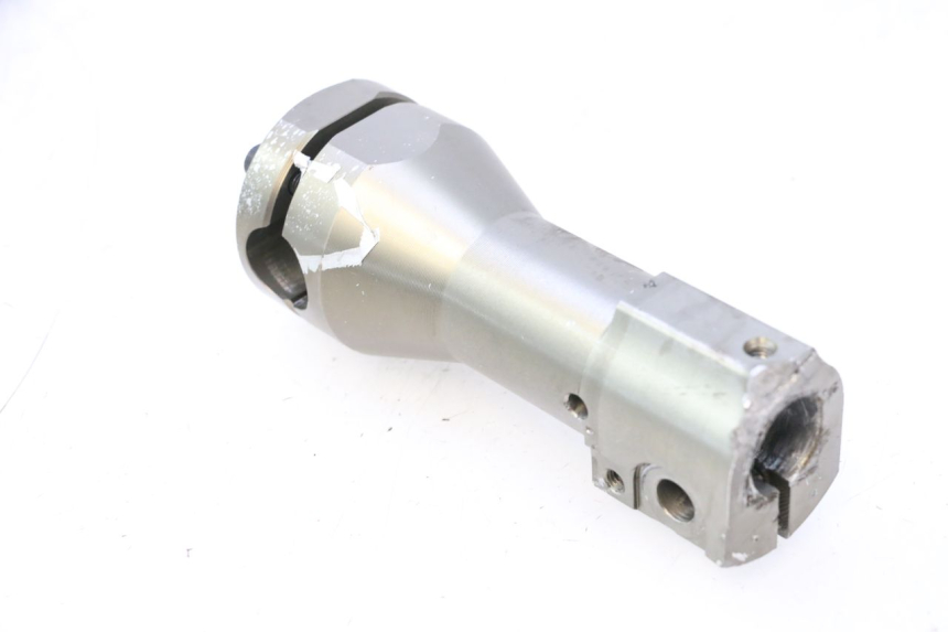 photo de POTENCE MBK BOOSTER ROCKET 50 (2004 - 2016) - Points de fixation