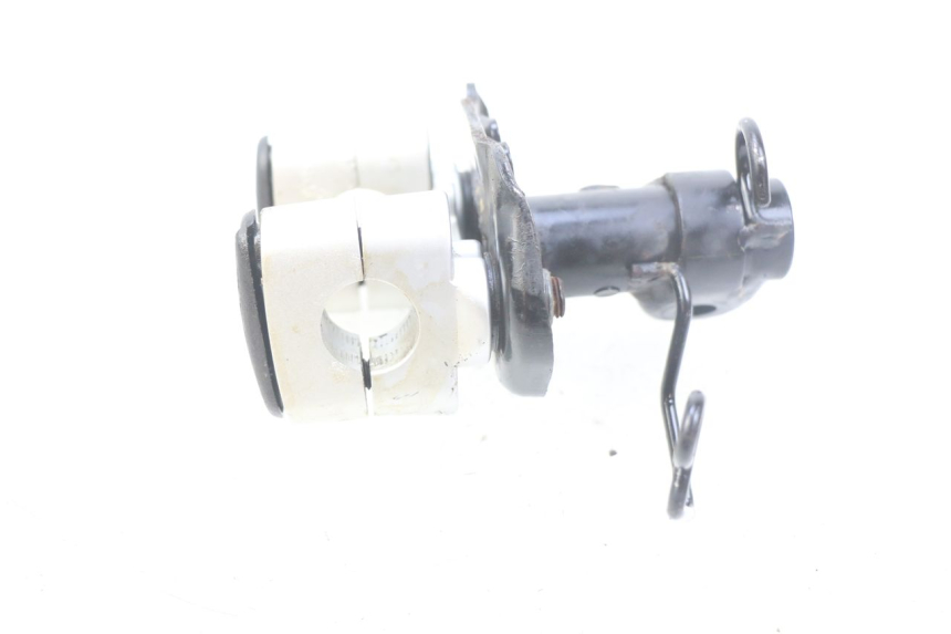 photo de POTENCE YAMAHA BW'S BWS 125 (2010 - 2013) - Vue principale