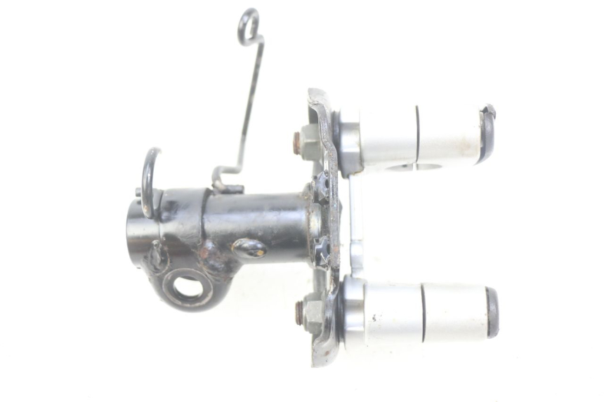 photo de POTENCE YAMAHA BW'S BWS 125 (2010 - 2013) - Gros plan technique