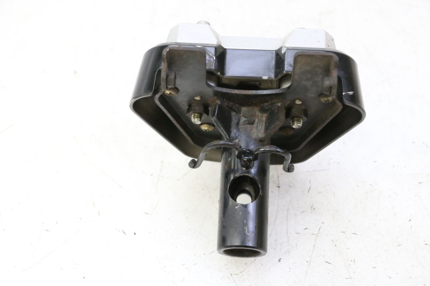 photo de POTENCE SYM CROX 4T 50 (2016 - 2023) - Gros plan technique