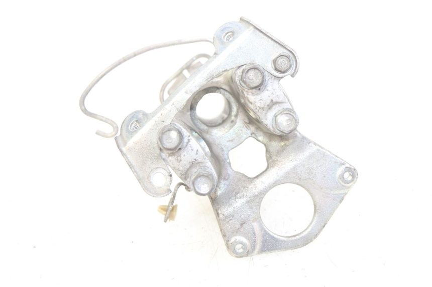 photo de POTENCE HONDA FJS SILVERWING SILVER WING 400 (2009 - 2016) - Autre angle de vue