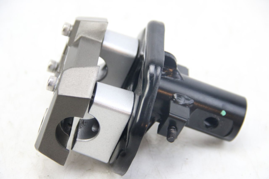 photo de POTENCE SYM JET 4 4T 50 (2018 - 2021) - Gros plan technique